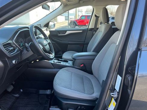 Used 2022 Ford Escape SE w/ Convenience Package image 4