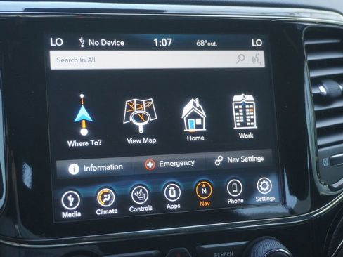 Used 2020 Jeep Grand Cherokee High Altitude AWD/4WD image 35