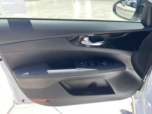 Used 2023 Kia Forte GT-Line FWD image 21