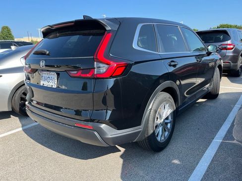 Used 2023 Honda CR-V EX image 3