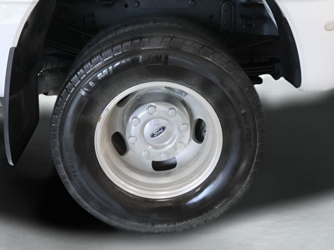 Used 2024 Ford F350 XLT AWD/4WD image 26
