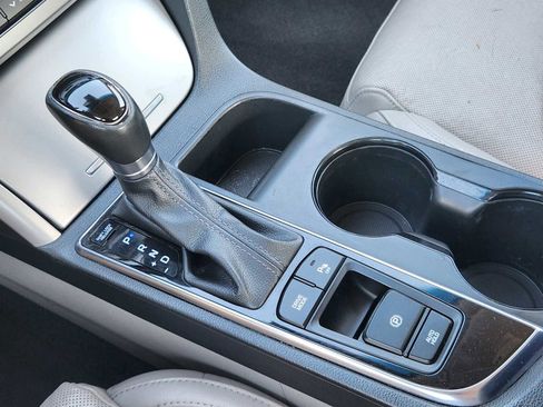 Used 2015 Hyundai Sonata Limited w/ Option Group 06 FWD image 20
