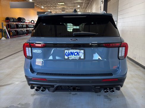 Used 2025 Ford Explorer ST image 49