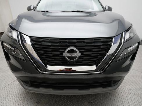 Certified 2023 Nissan Rogue SV image 22