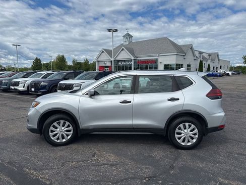 Used 2019 Nissan Rogue S AWD/4WD image 6