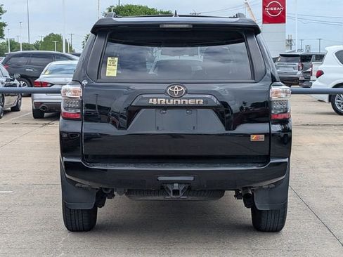 Used 2023 Toyota 4Runner 40th Anniversary SE image 5