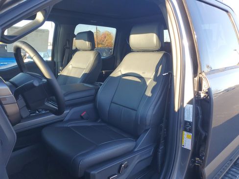 New 2025 Ford F150 Lariat w/ Equipment Group 502A High image 16