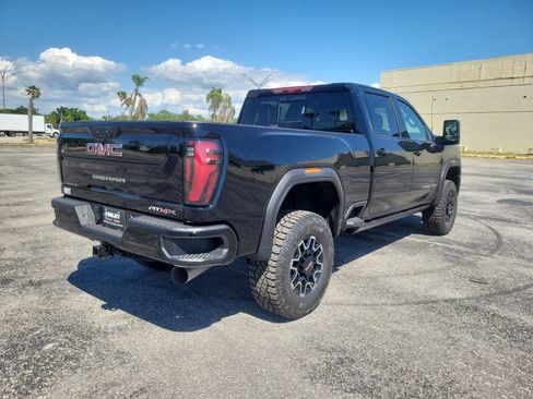 New 2026 GMC Sierra 2500 AT4X AWD/4WD image 5