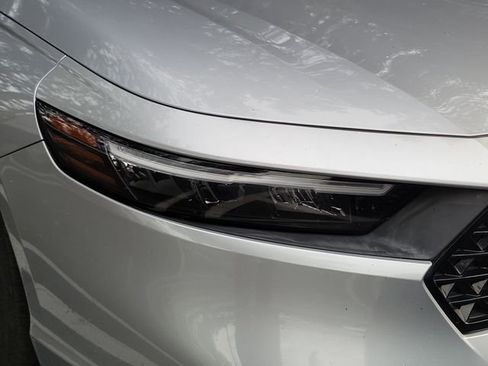 Used 2023 Honda Accord EX image 7