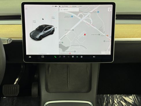 Used 2021 Tesla Model Y Long Range image 21