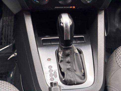Used 2013 Volkswagen Jetta S FWD image 17