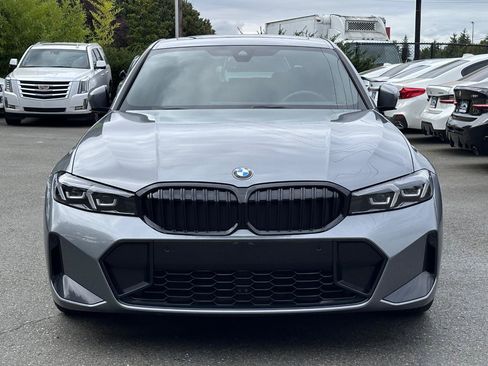 Used 2023 BMW 330i Sedan w/ M Sport Package RWD image 38