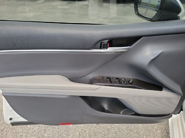 Used 2024 Toyota Camry LE w/ Convenience Package FWD image 12