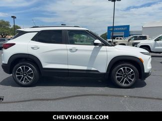 New 2026 Chevrolet TrailBlazer LT w/ Convenience Package FWD video 2