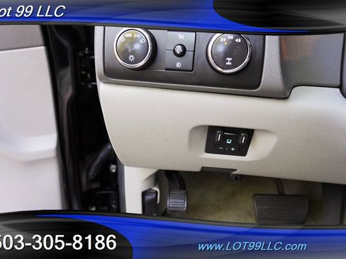 Used 2008 GMC Sierra 2500 SLT w/ Z71 Off-Road Package AWD/4WD image 25