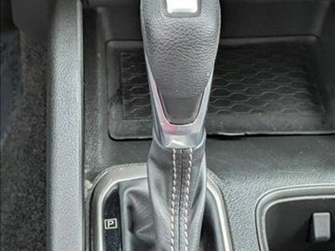 Used 2023 Nissan Frontier SV image 12