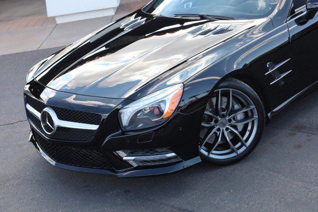 Used 2014 Mercedes-Benz SL 550 image 6