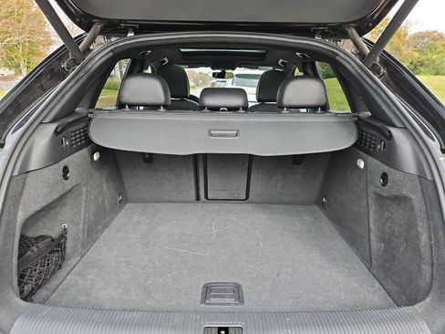 Used 2017 Audi Q3 2.0T Premium Plus w/ Premium Plus Package image 21