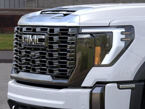 New 2026 GMC Sierra 3500 Denali Ultimate image 13
