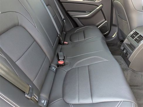 New 2026 Jaguar F-PACE R-Dynamic S image 15