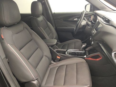 Used 2022 Chevrolet TrailBlazer RS FWD image 21