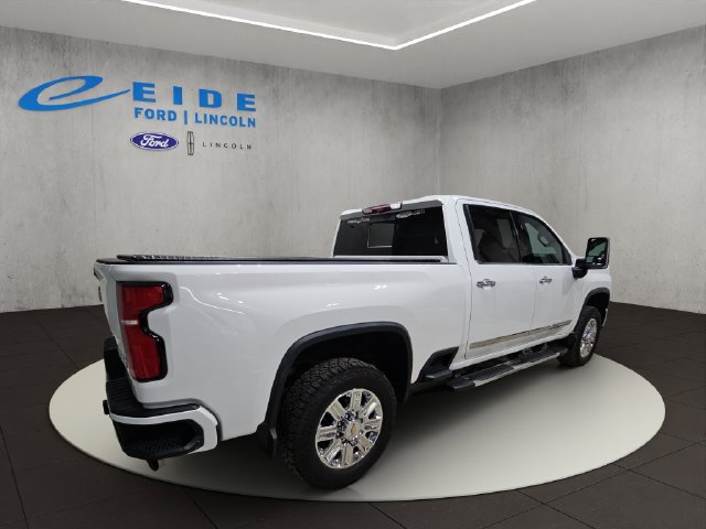 Used 2024 Chevrolet Silverado 2500 High Country w/ High Country Premium Package AWD/4WD image 8