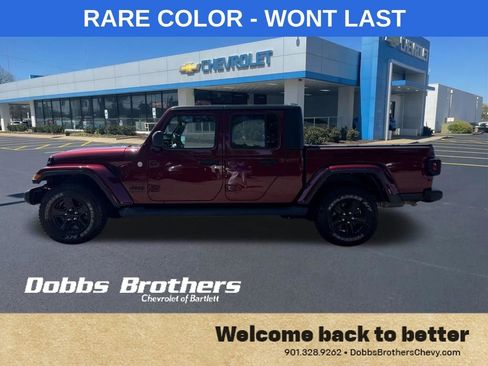 Used 2021 Jeep Gladiator Sport AWD/4WD image 4