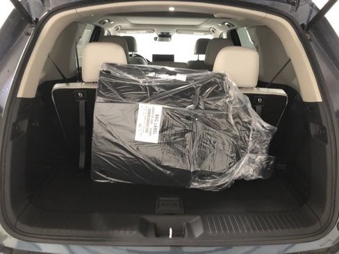 New 2026 Honda Pilot Touring image 8