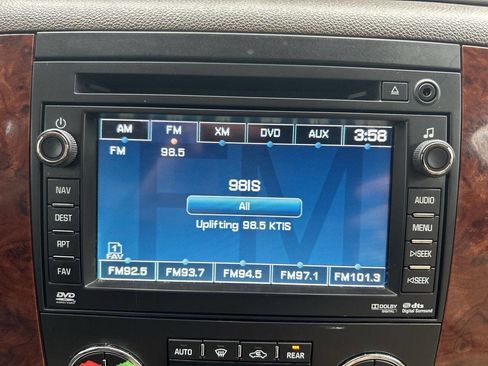 Used 2010 Chevrolet Tahoe LTZ image 14