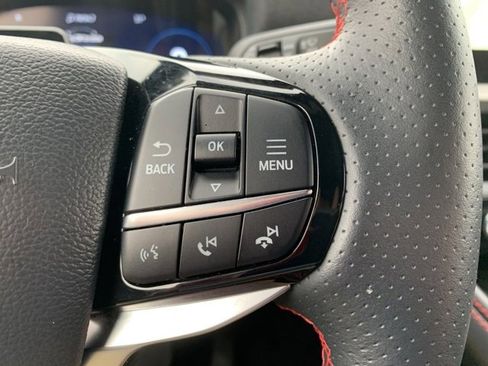 Used 2025 Ford Explorer ST-Line image 17