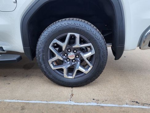 New 2026 GMC Sierra 1500 SLT w/ SLT Premium Plus Package image 51