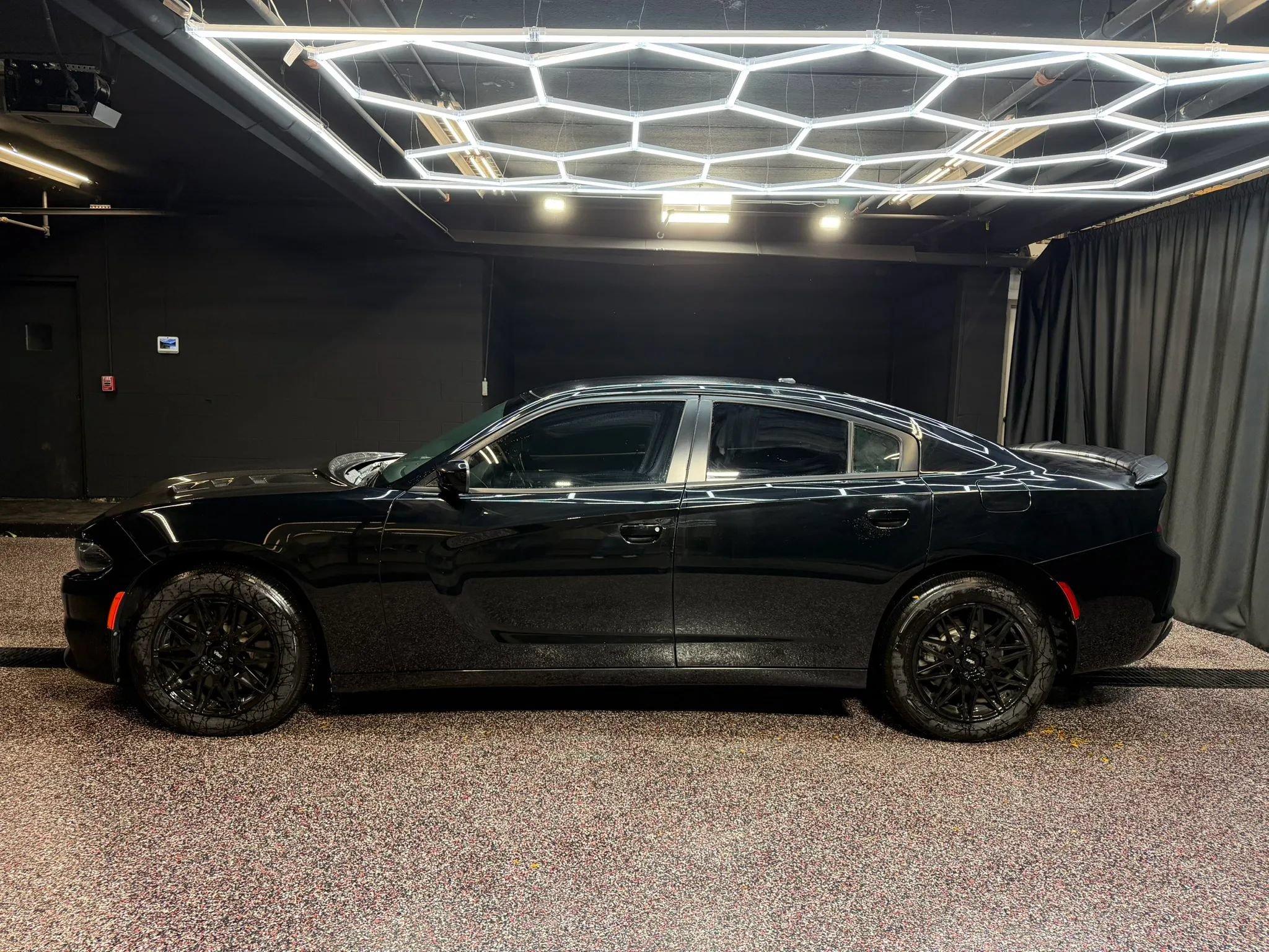 Used 2019 Dodge Charger Police w/ Convenience Group I AWD/4WD image 4
