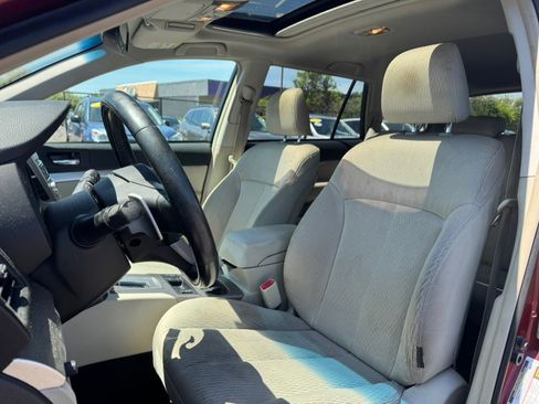 Used 2011 Subaru Outback 2.5i Premium AWD/4WD image 22