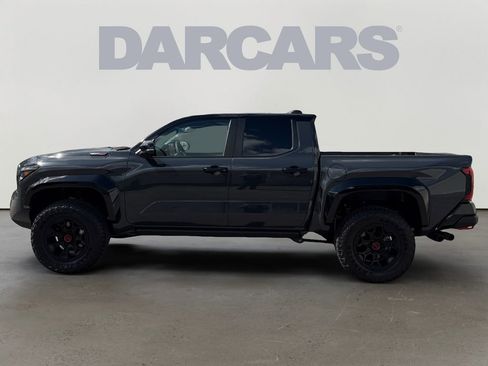 Used 2025 Toyota Tacoma TRD Pro w/ Tow Tech Package AWD/4WD image 4