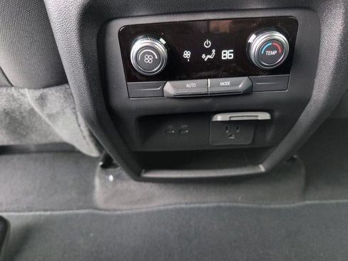 New 2026 GMC Acadia Elevation FWD image 30