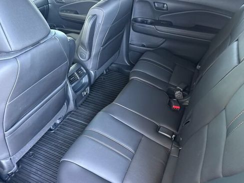 Used 2023 Honda Passport TrailSport image 12
