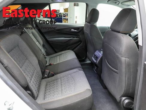 Used 2024 Chevrolet Equinox LT image 24