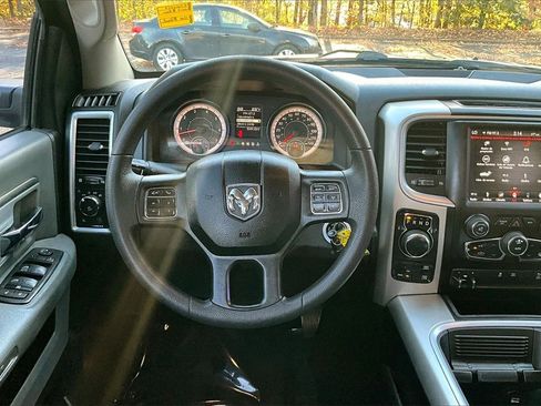 Used 2019 RAM 1500 Classic Warlock image 9