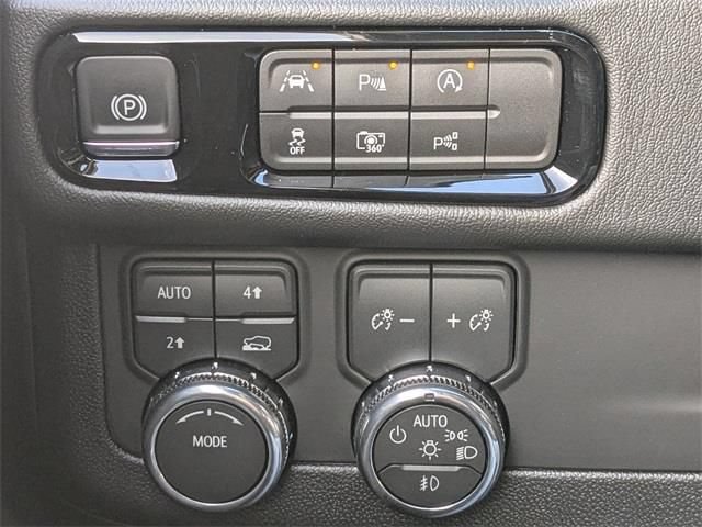 New 2026 GMC Yukon XL Denali AWD/4WD image 29