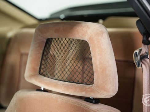 Used 1989 Ford Mustang LX image 27