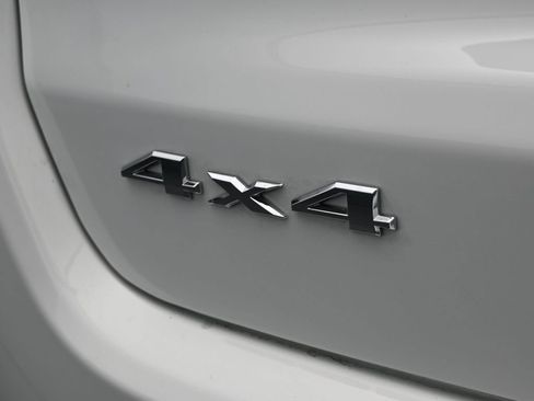 New 2026 Jeep Compass Latitude image 33