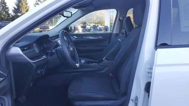 Used 2022 Jeep Grand Cherokee L Laredo w/ Luxury Tech Group I AWD/4WD image 5
