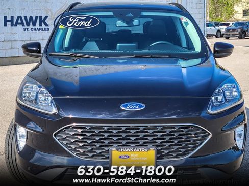 Certified 2021 Ford Escape Titanium w/ Class II Trailer Tow Package AWD/4WD image 4