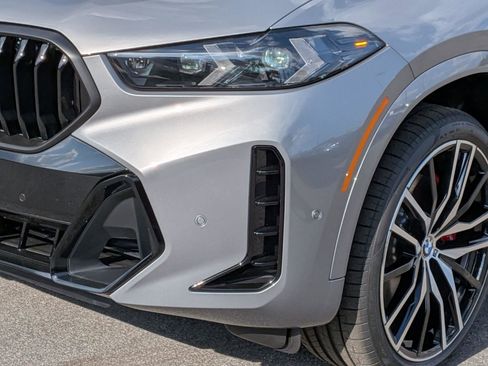 New 2026 BMW X6 xDrive40i image 9