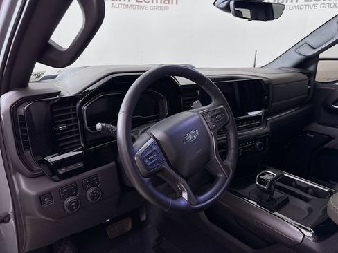 Used 2024 Chevrolet Silverado 1500 ZR2 w/ Technology Package AWD/4WD image 10