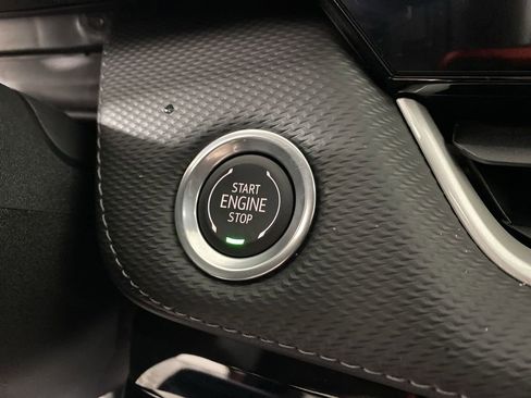 New 2026 Chevrolet Equinox LT w/ Convenience Package II image 17