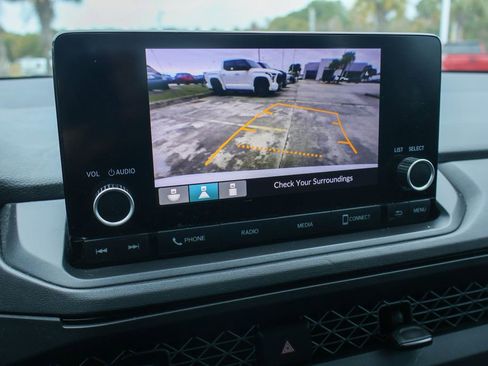 Used 2023 Honda Accord LX image 4