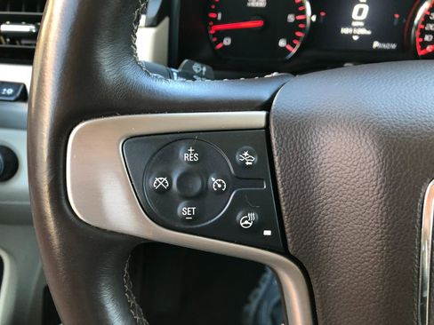 Used 2015 GMC Yukon XL Denali w/ Touring Package AWD/4WD image 23