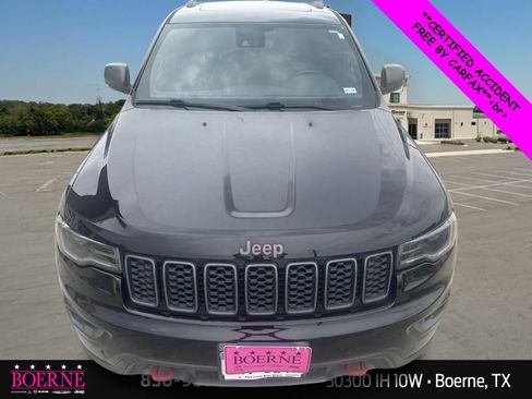 Used 2021 Jeep Grand Cherokee Trailhawk w/ Trailhawk Luxury Group AWD/4WD image 6