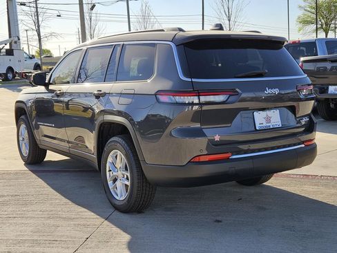 New 2026 Jeep Grand Cherokee L 2WD image 3